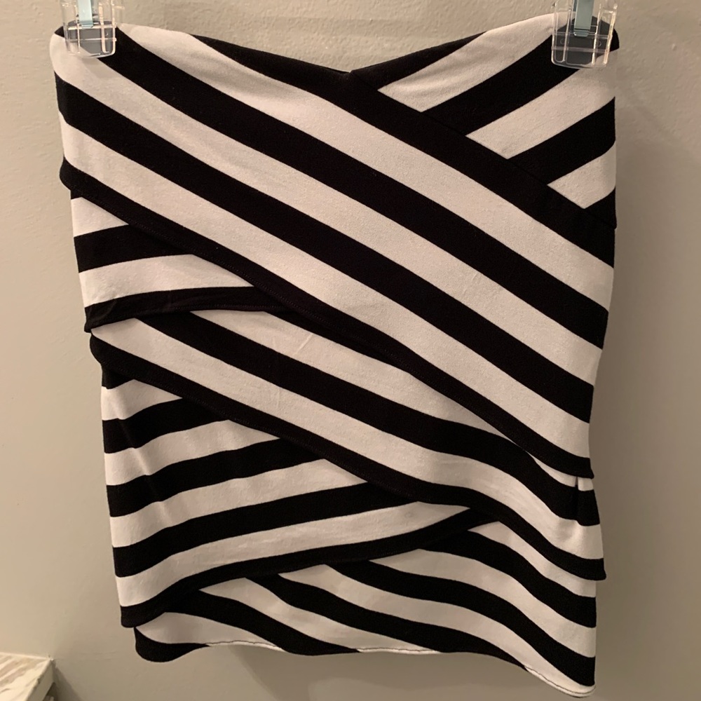 White House Black Market black/white striped top S